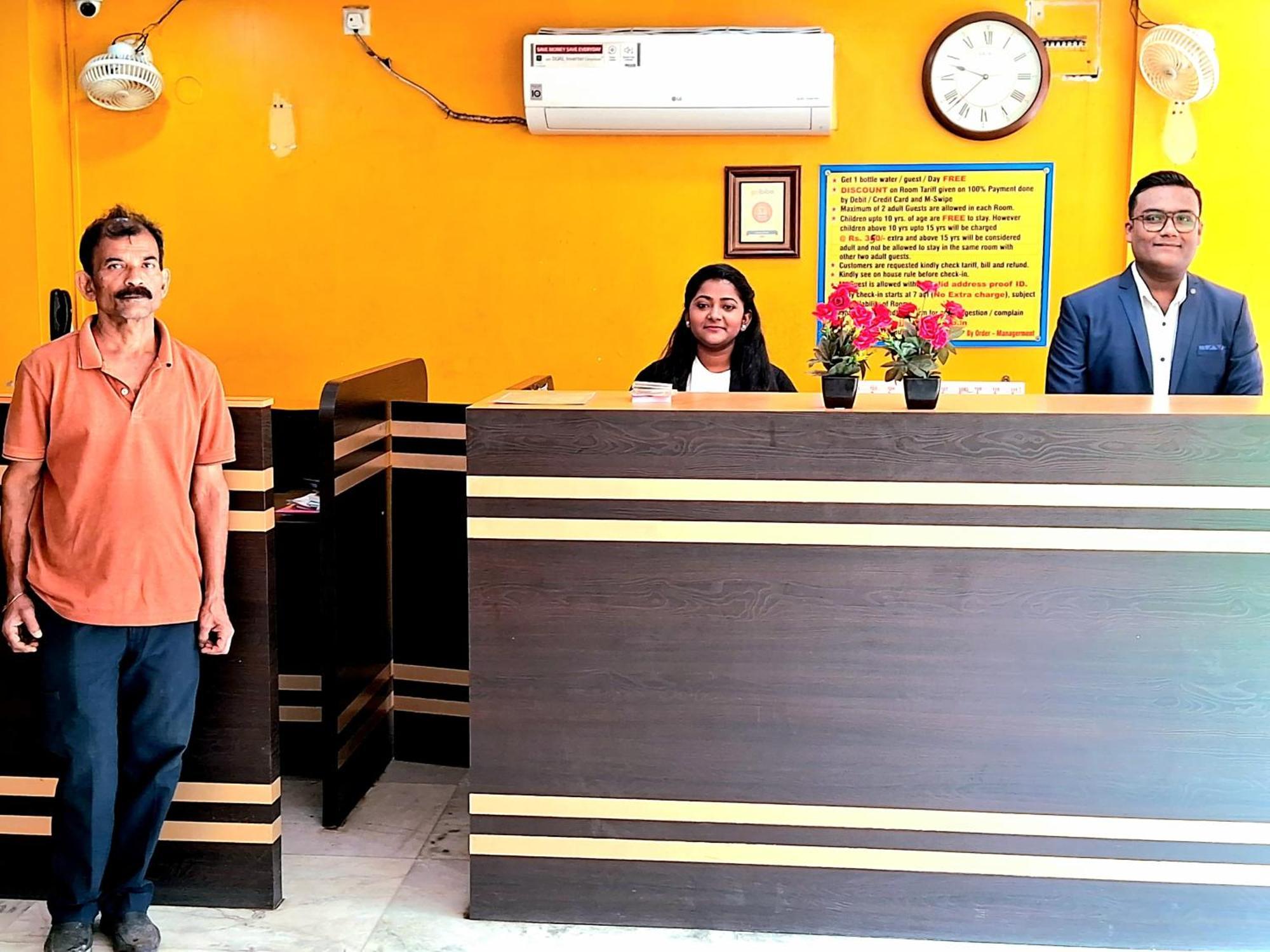 Janata Hotel Kolkata Ngoại thất bức ảnh